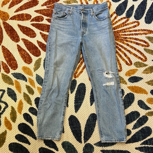 Levi’s Straight Leg Light Wash Jeans 29 - Picture 1 of 6